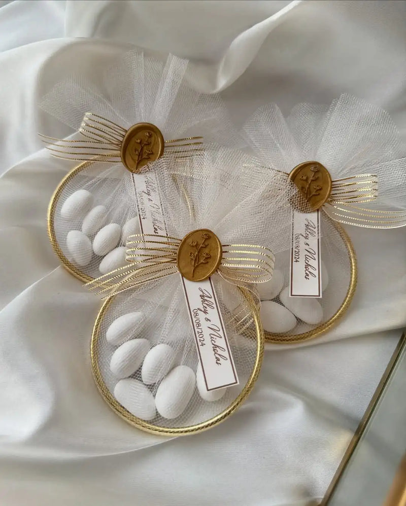 Personalized handmade wedding gifts, preferences, decorative circle accessories