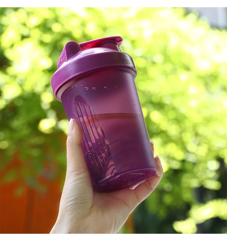 Leeseph Shaker Bottle, with Shaker Balls, Leak Proof Drink Shaker Bottle for Shake and Pre Work Out, Best Shaker Cup (BPA free)