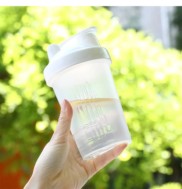 Leeseph Shaker Bottle, with Shaker Balls, Leak Proof Drink Shaker Bottle for Shake and Pre Work Out, Best Shaker Cup (BPA free)